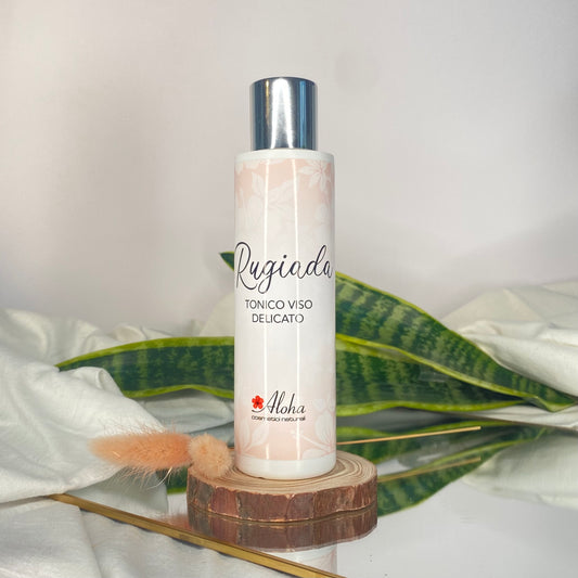 RUGIADA tonico viso delicato indicato per la tonificazione quitidiana del viso di tutti i tipi di pelle